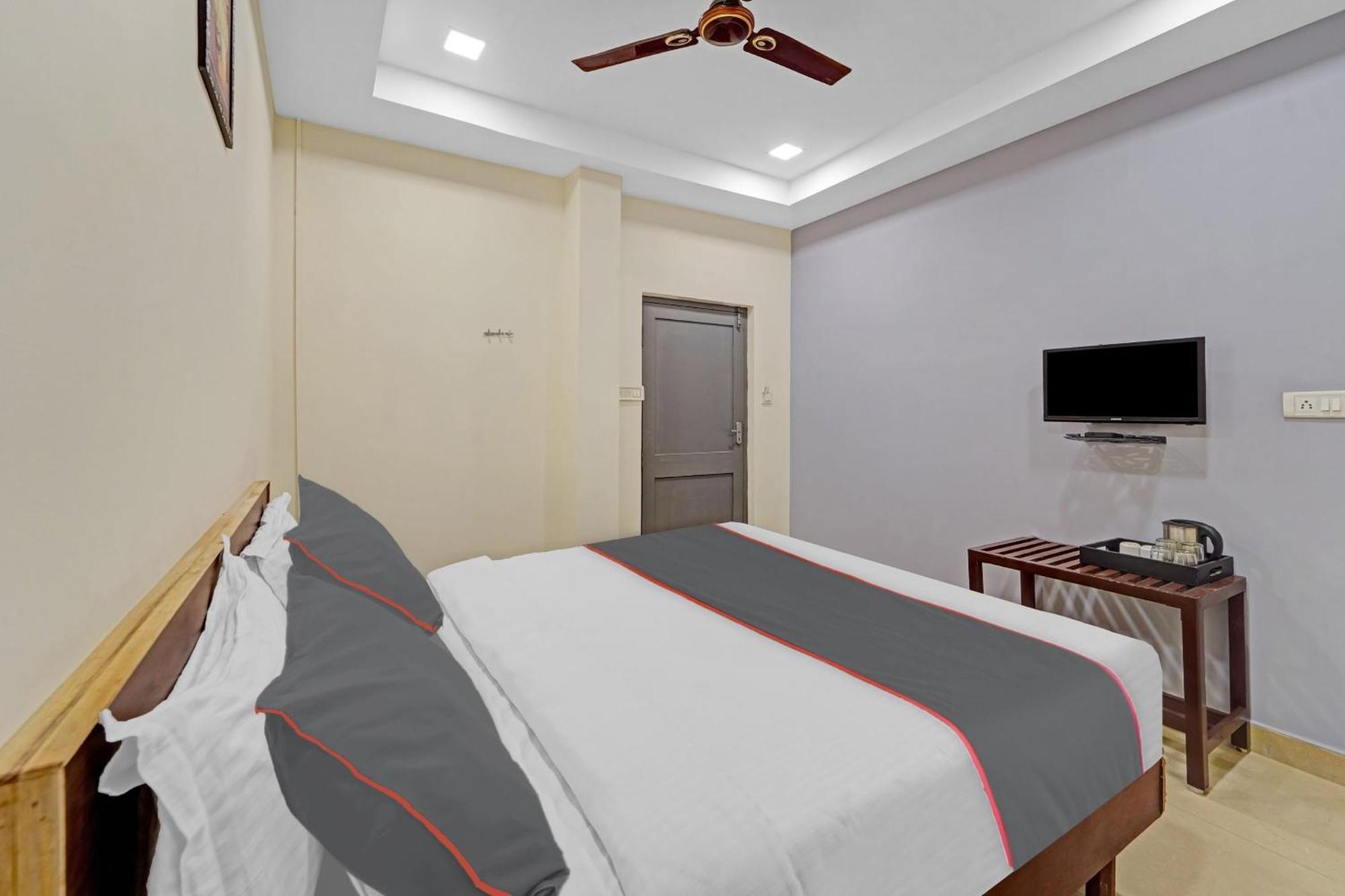 Super Townhouse G Silver Hotels Mount Road Chennai Exterior foto